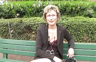 XXX माणूस पकडले त्याच्या मुलगी नग्न बसला लंड वडील