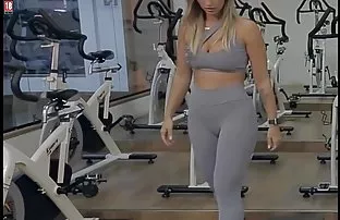 XXX तरुण आनंदी lesbians खोडकर बोटांनी