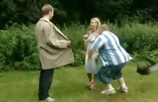 XXX Lesbians लिंग येत एक झोपलेला मित्र