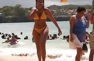 XXX तरुण माणूस Fucks आशियाई दाट तपकिरी रंगाचे केस देखावा