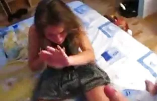 XXX माणूस Fucks यंग सचिव आणि वर घेते कॅमेरा