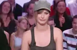 XXX कोंबडा वर घेते Roth मोठ्या आणि चरबी कोंबडा माणूस