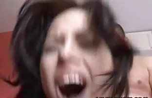 XXX चाटणे लज्जतदार पुच्ची टेबल वर