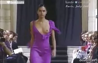 XXX आई महान खाली गेला त्याच्या सुंदर मुलगी