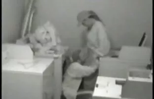 XXX रशियन गुलाम मुलगी whipped पुरुष