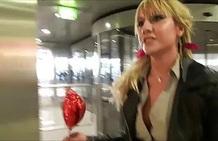 XXX देखणा पासून रशियन fucked हार्ड मांजर