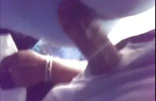 XXX Otlizal पुच्ची temnovolosaya थोडे मुलगी बाथरूम मध्ये