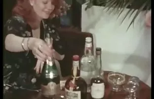 XXX रशियन मधली आला निविदा लिंग आणि एक भाग शुक्राणूंची मध्ये मांजर आणि तोंड.