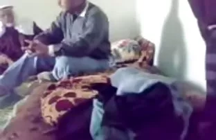 XXX दिली एक डुलकी आणि ठेवले चिक टोपी