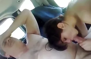 XXX बूड मध्ये Fucked त्याच्या बेड