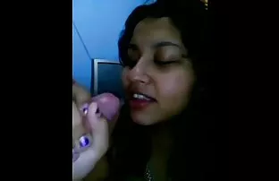 XXX देते रोटा आणि संभोग तरुण स्तनाग्र