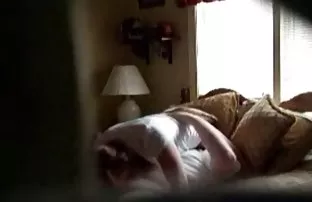 XXX भूमिगत सैनिक शिक्षा उठावदार उरोज असलेली सौंदर्य