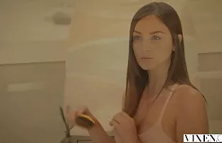 XXX तीन प्रौढ उठावदार उरोज असलेली bitches आणि एक माणूस