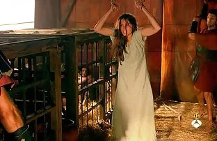 XXX चिक दिसते एक माणूस Fucks तिच्या मैत्रीण आणि हस्तमैथुन cums