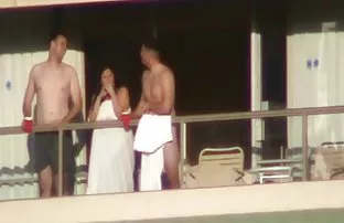 XXX लाल केस असलेल्या व्यक्ति खूप लोकांना झवणारी बाई स्वतःला Fucks एक टॉय