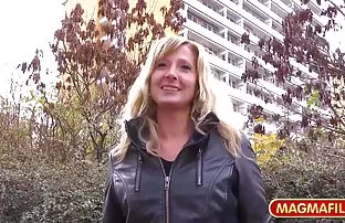 XXX रशियन कुणी आणि उत्तम Blowjob एक तरुण