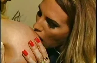 XXX Fucked त्याच्या मुक्तीचे पार्शवी चोदन मैत्रीण