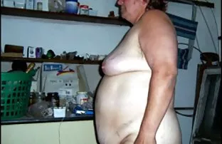 XXX रशियन जोडपे येत मजा बेड वर