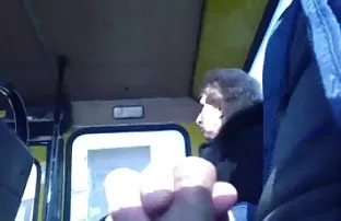 XXX संभोग लज्जतदार गडद-नमूद केल्याप्रमाणे केस असलेला खूप लोकांना झवणारी बाई काळा स्टॉकिंग्ज मध्ये