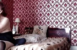 XXX एडवर्ड Fucks त्याची मैत्रीण घराबाहेर कार जवळ