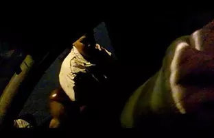 XXX दोन गडद-नमूद केल्याप्रमाणे केस असलेला आवड संभोग दाढी केलेला पुच्ची