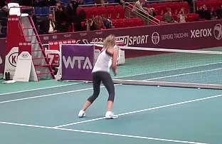 XXX सौंदर्य दाट तपकिरी रंगाचे केस otlizal सदस्य घेतले माणूस